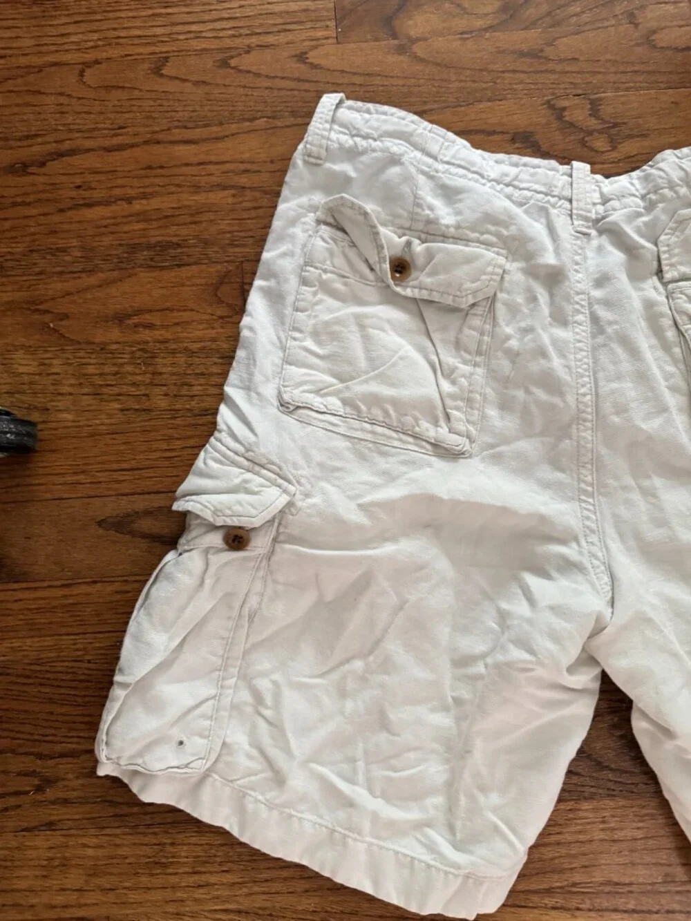 J Crew Broken-in Cargo shorts - size 34 - white